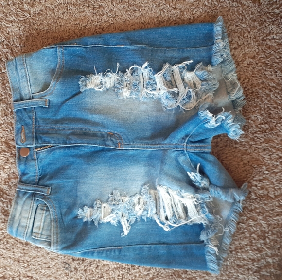 Jean shorts - Picture 3 of 4